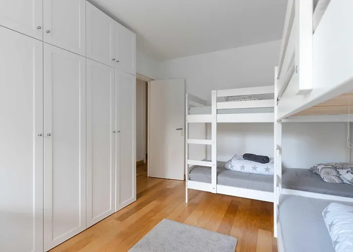 3 Bedroom With Garden And Swimming Pool Daire